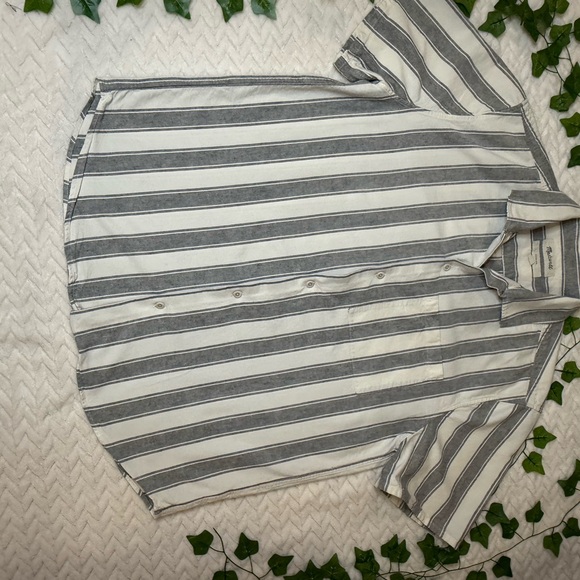 Madewell Men's Gray and White Striped Button Down Shirt - Picture 1 of 2